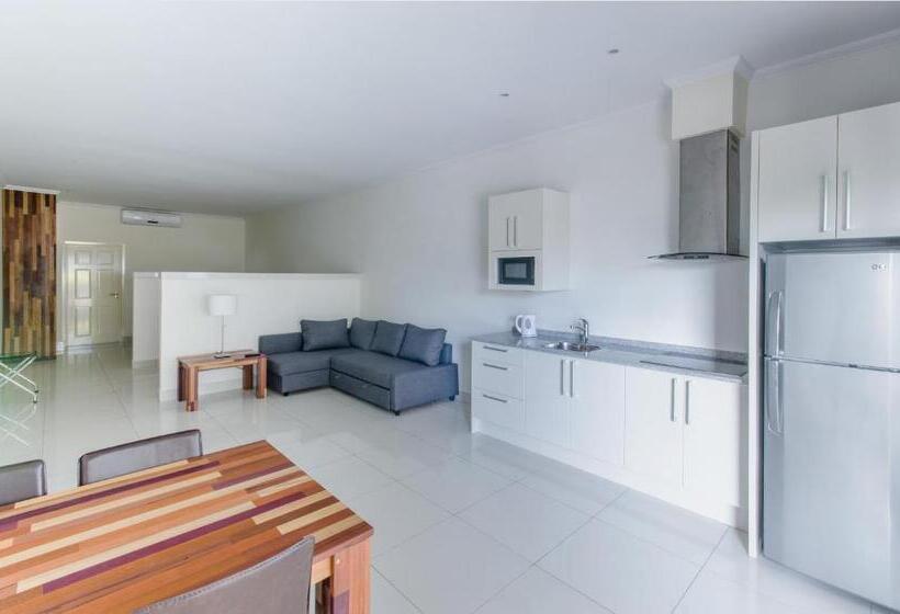 استودیوی استاندارد, Babylon