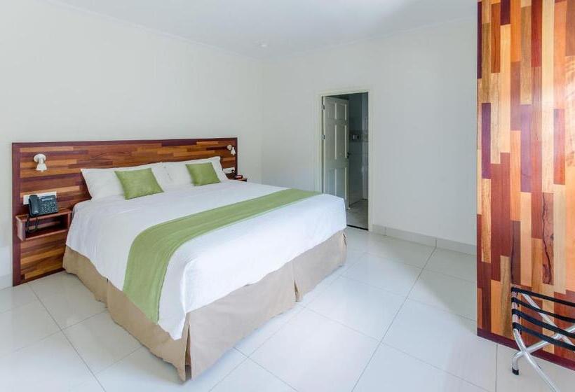 سوئیت با تخت بزرگ, Babylon