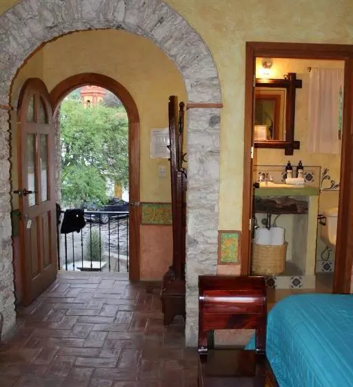スタンダードルーム, Casa Caro