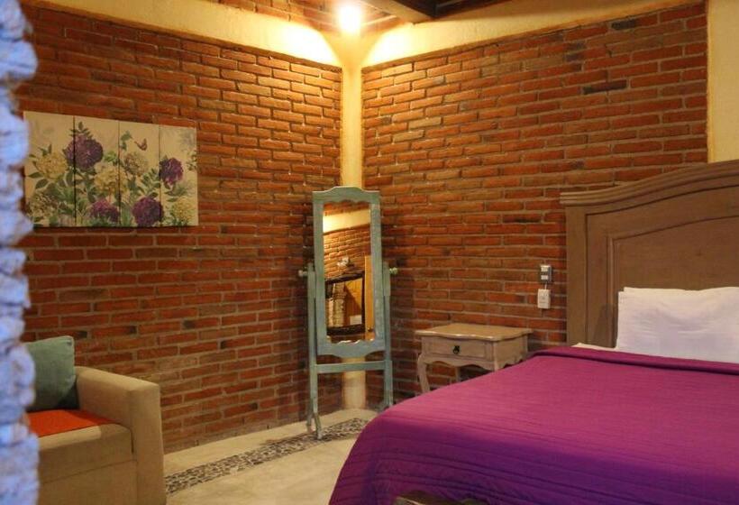 غرفة قياسية, Casa Caro