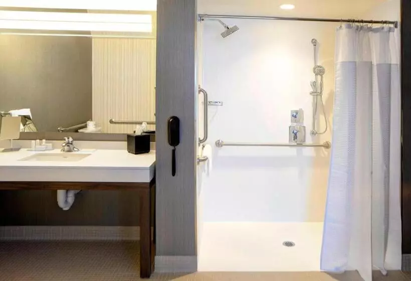 キングサイズベッドのスイートルーム, Courtyard By Marriott Muncie At Horizon Convention Center