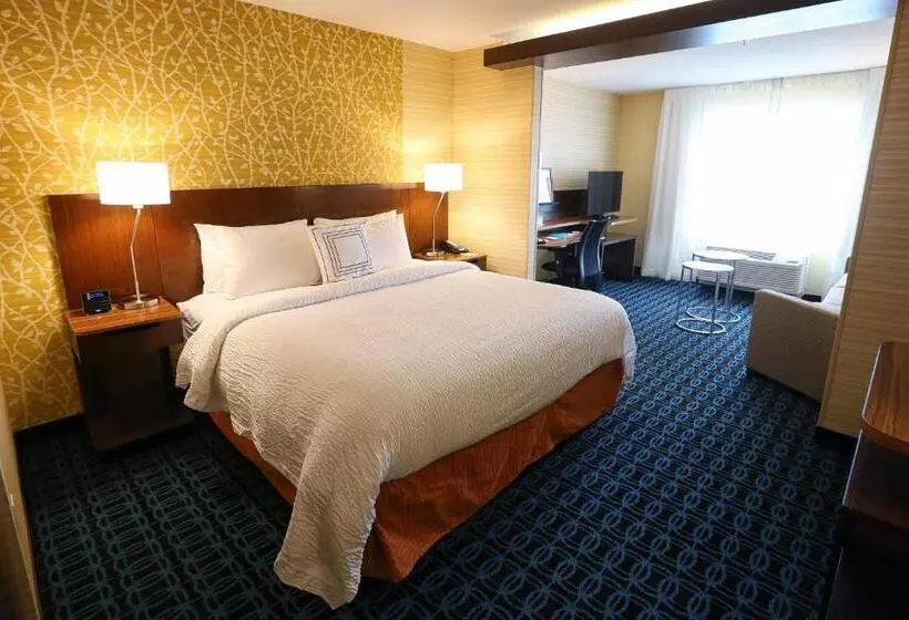 キングサイドベッドのスタンダードワンルーム, Fairfield Inn & Suites By Marriott Madison Verona