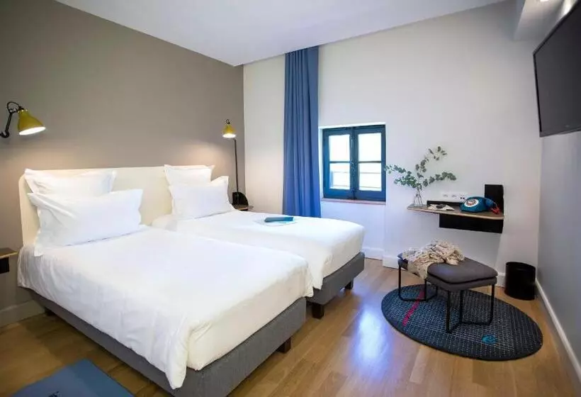 Suite Familiar, Fourviere