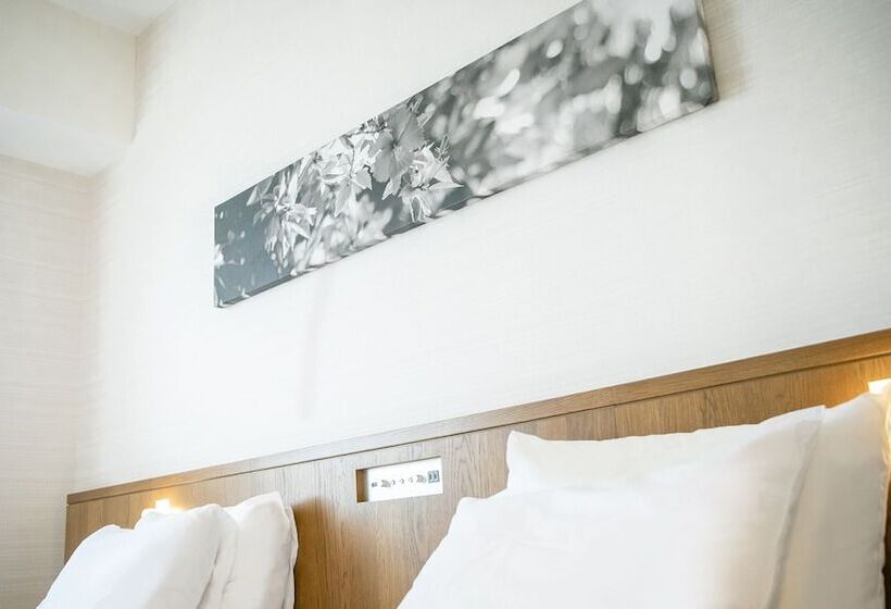 חדר סטנדרט, Gracery Naha