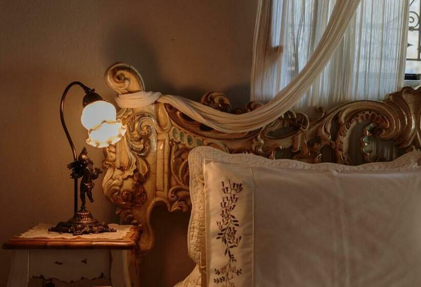 جناح, Ha La Bodrum