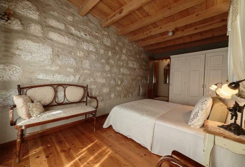 جناح, Ha La Bodrum