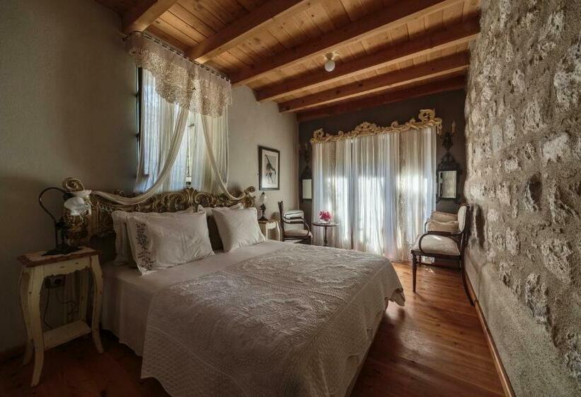 جناح, Ha La Bodrum