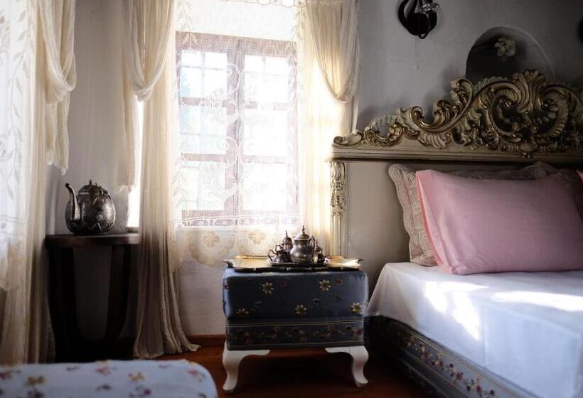 غرفة ديلوكس, Ha La Bodrum