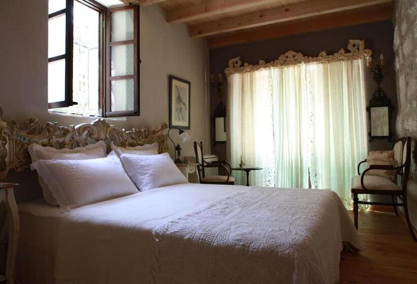 جناح, Ha La Bodrum