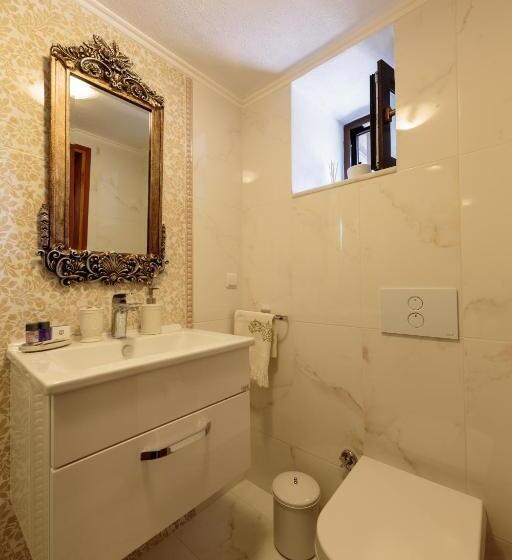 غرفة ديلوكس, Ha La Bodrum