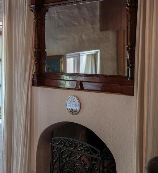 جناح سوبيريور, Ha La Bodrum