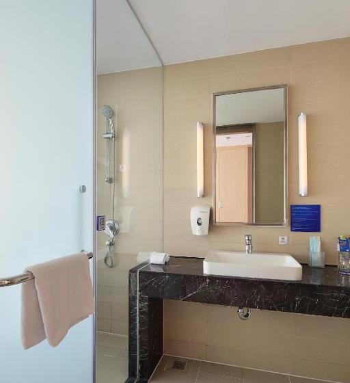 장애인을 위한 킹사이즈 침대 스탠다드 룸, Holiday Inn Express Jinan High Tech Zone, An Ihg