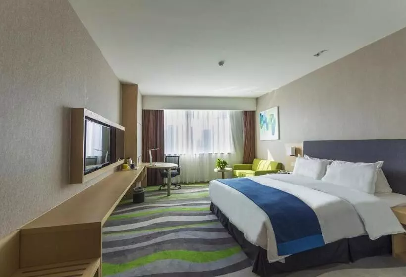 キングサイズベッドのスーペリアルーム, Holiday Inn Express Jinan High Tech Zone, An Ihg