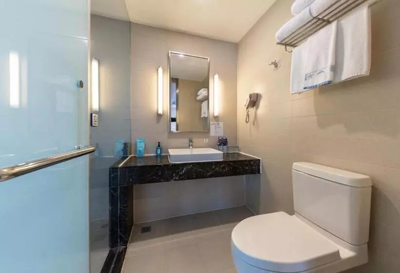 身障者適用キングサイズベッドルーム, Holiday Inn Express Jinan High Tech Zone, An Ihg