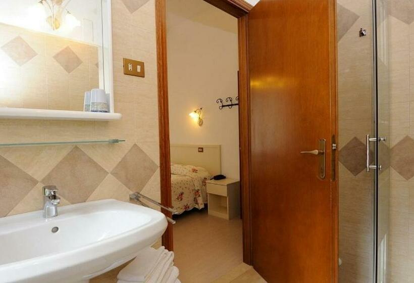 اتاق استاندارد, San Sebastiano