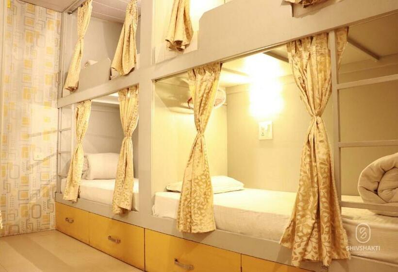 Säng i Delat Rum, Shiv Shakti Hostel
