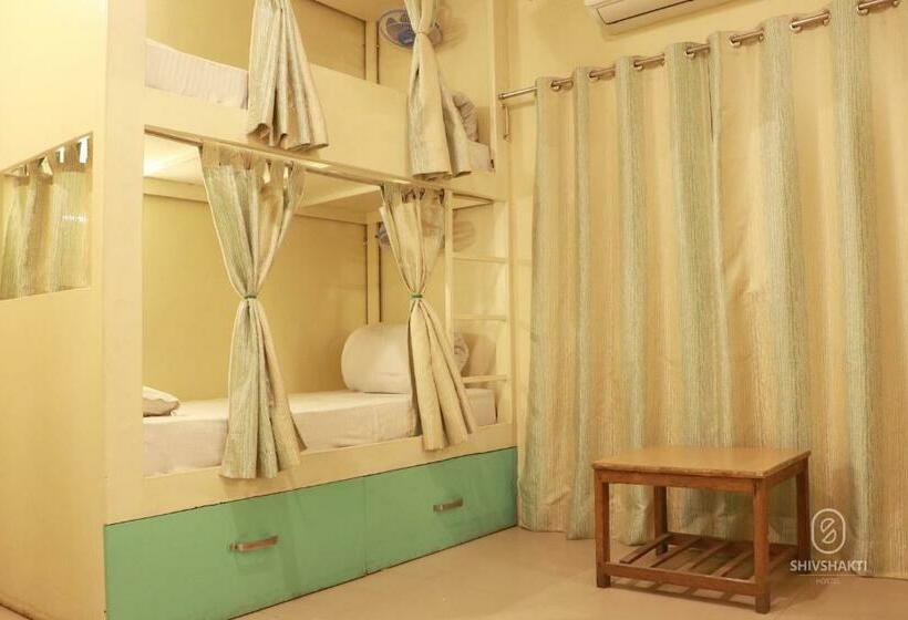 Säng i Delat Rum, Shiv Shakti Hostel