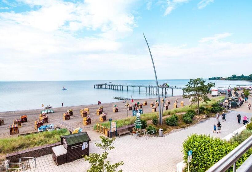 可观海景的舒适型房间, Strandhotel Luv