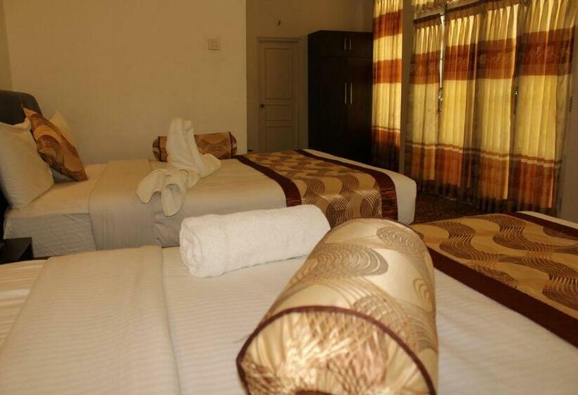 Deluxe Family Room, La Cottage Boutique Hotel & Restaurant