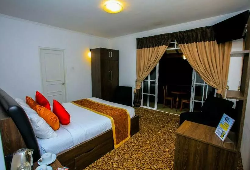 Deluxe Room, La Cottage Boutique Hotel & Restaurant
