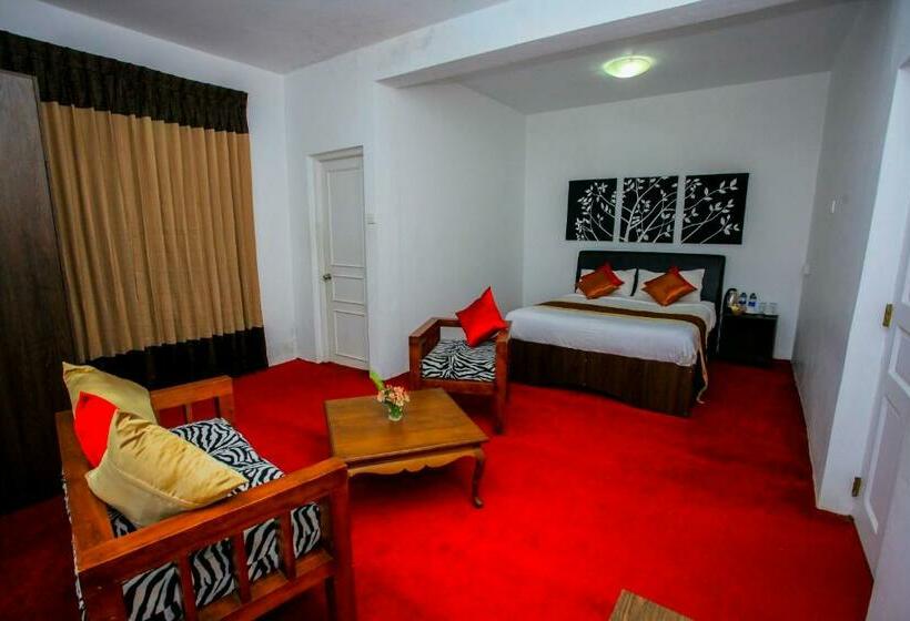 Deluxe Room, La Cottage Boutique Hotel & Restaurant