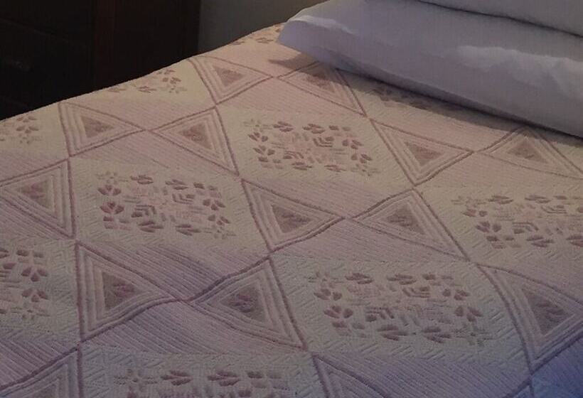 Номер Стандарт, Colnbrook Lodge Guest House