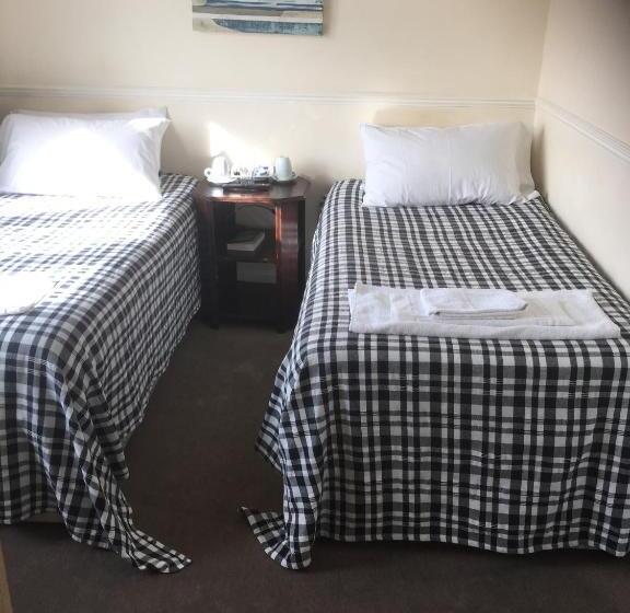 Номер Стандарт, Colnbrook Lodge Guest House