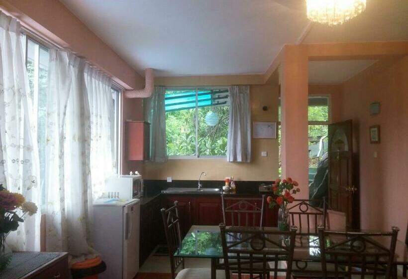 家庭公寓, Days Inn