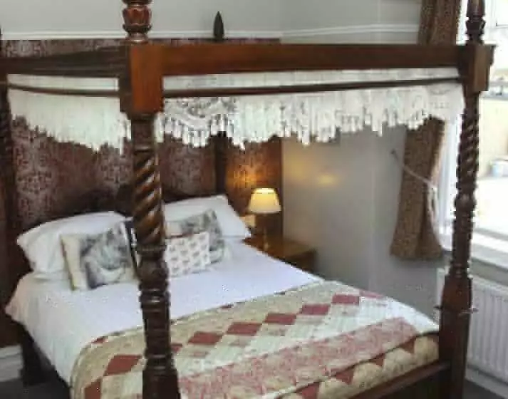 اتاق استاندارد, Kirkwood Guest House