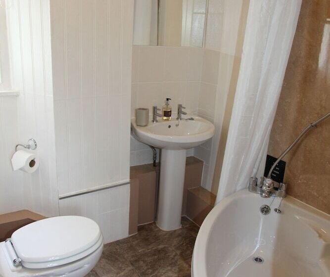 Chambre Standard, Kirkwood Guest House