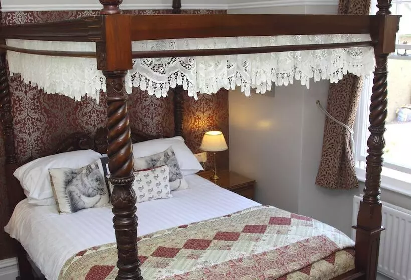 اتاق استاندارد, Kirkwood Guest House