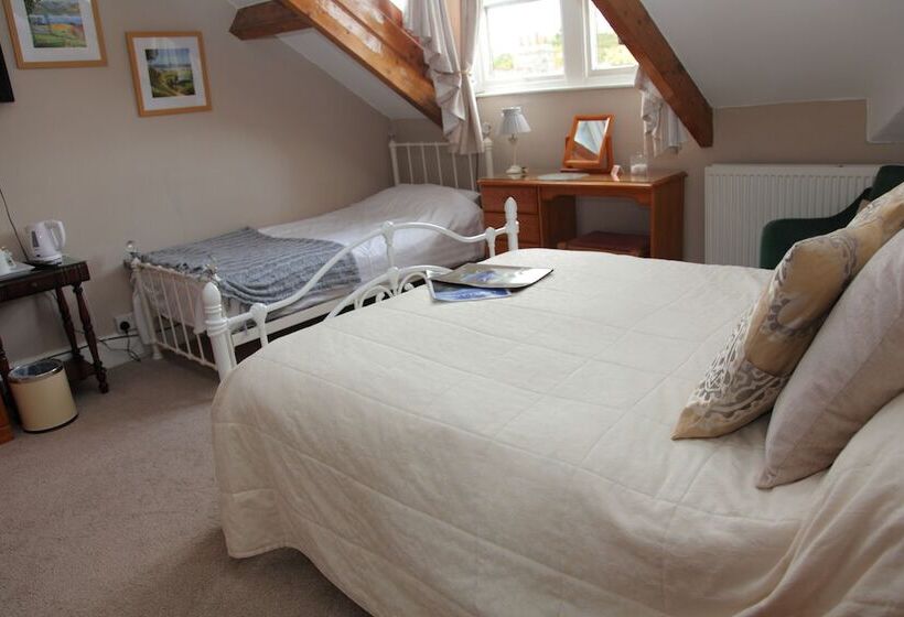Chambre Familiale, Kirkwood Guest House