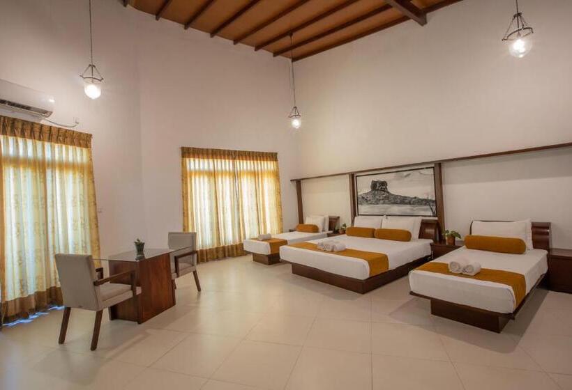 Семейный Номер Superior, Sigiriya Wewa Addara Hotel   Hotel By The Lake