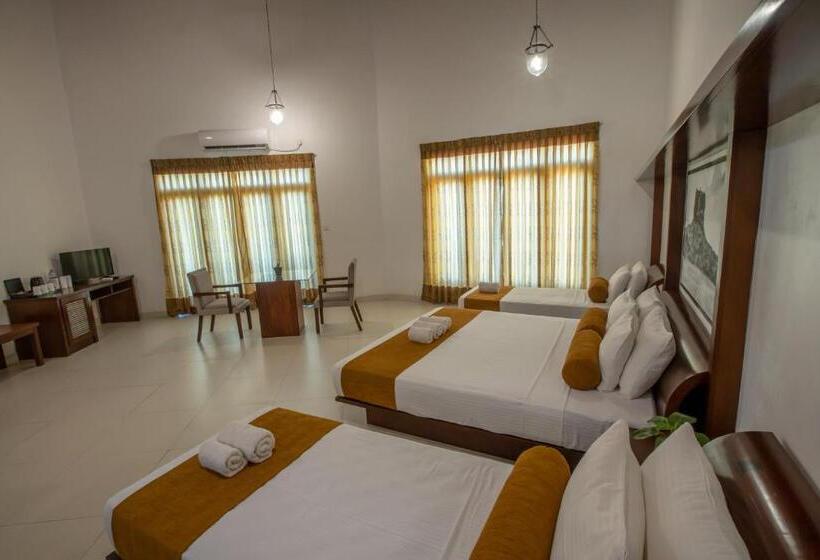 スーペリアファミリールーム, Sigiriya Wewa Addara Hotel Hotel By The Lake