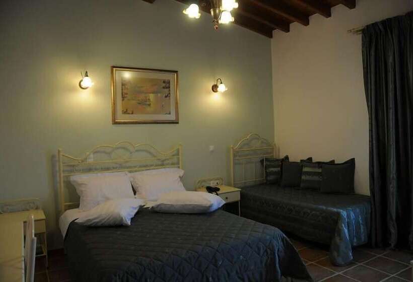 스탠다드 스튜디오, Skiathos Island Suites