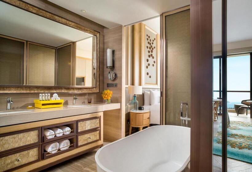 Номер Deluxe, Sofitel Sanya Leeman Resort