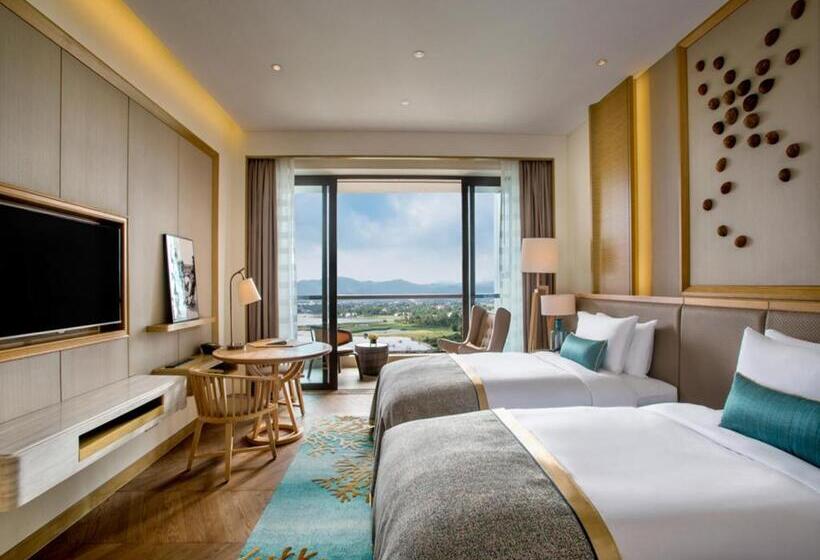 Номер Deluxe, Sofitel Sanya Leeman Resort