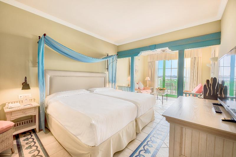 Номер Superior Вид на Сад, Sofitel Sanya Leeman Resort