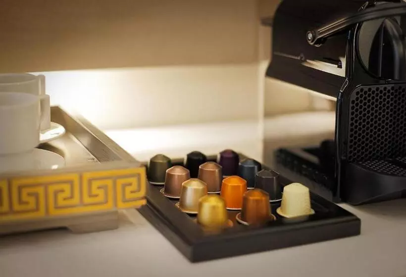 キングサイズベッドのスタンダードルーム, Tangla Hotel Brussels