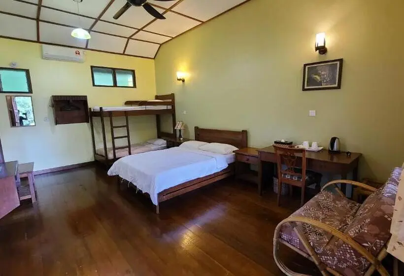 スーペリアールーム, Sepilok B&b