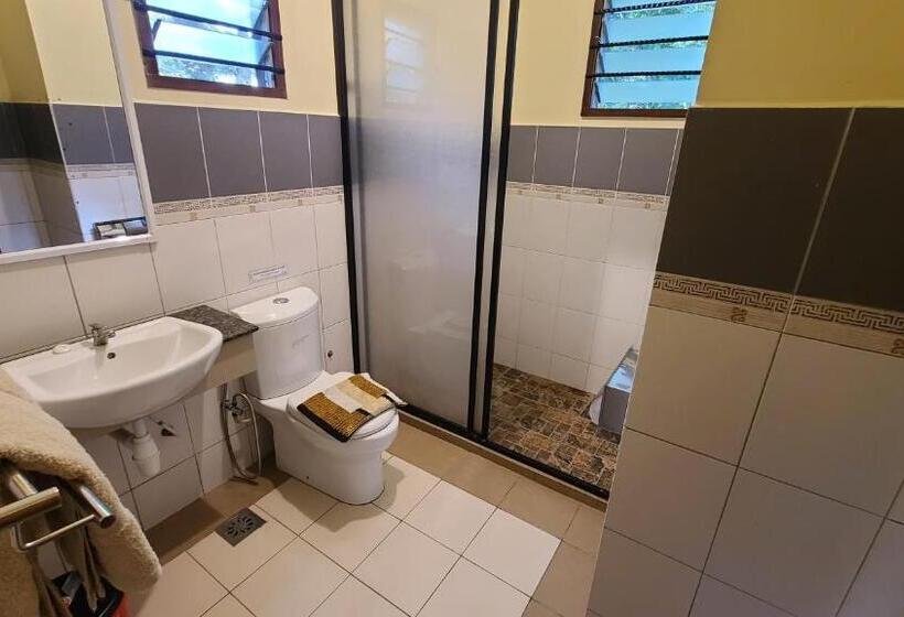 샬레, Sepilok B&b