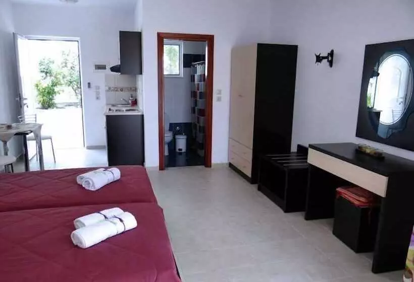 استودیوی استاندارد, Anelia Boutique Studios & Apartments
