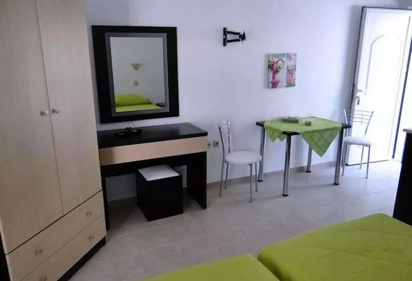 استودیوی استاندارد, Anelia Boutique Studios & Apartments