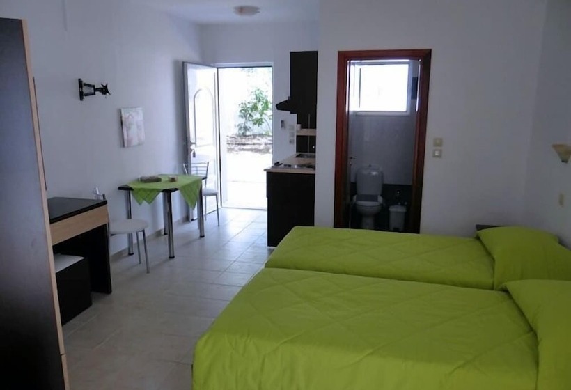 标准工作室, Anelia Boutique Studios & Apartments