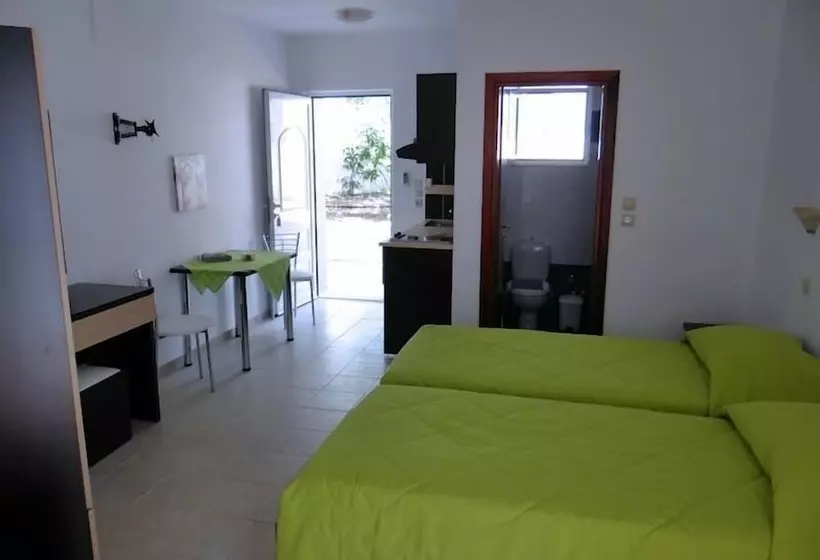 استودیوی استاندارد, Anelia Boutique Studios & Apartments