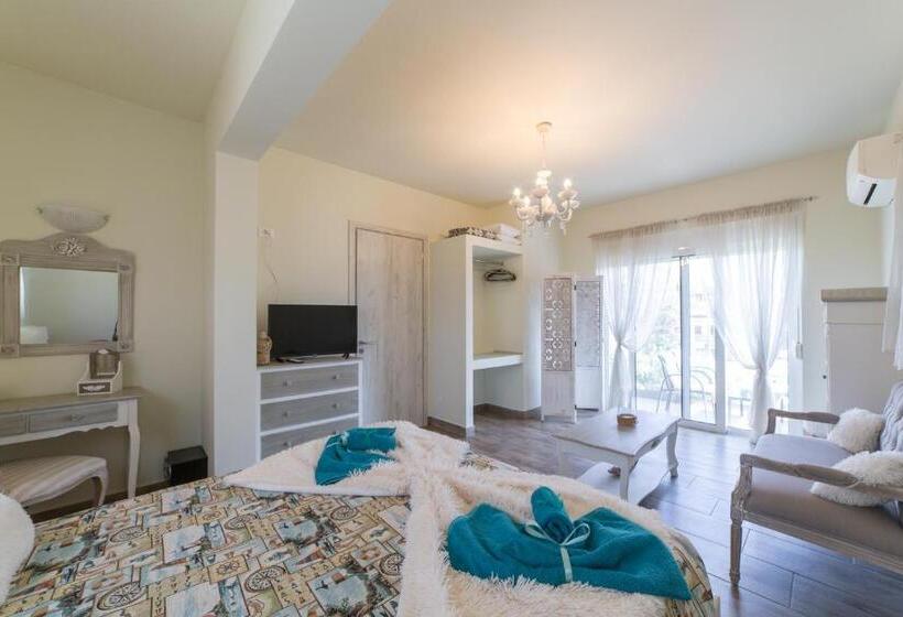 سوییت, Anelia Boutique Studios & Apartments