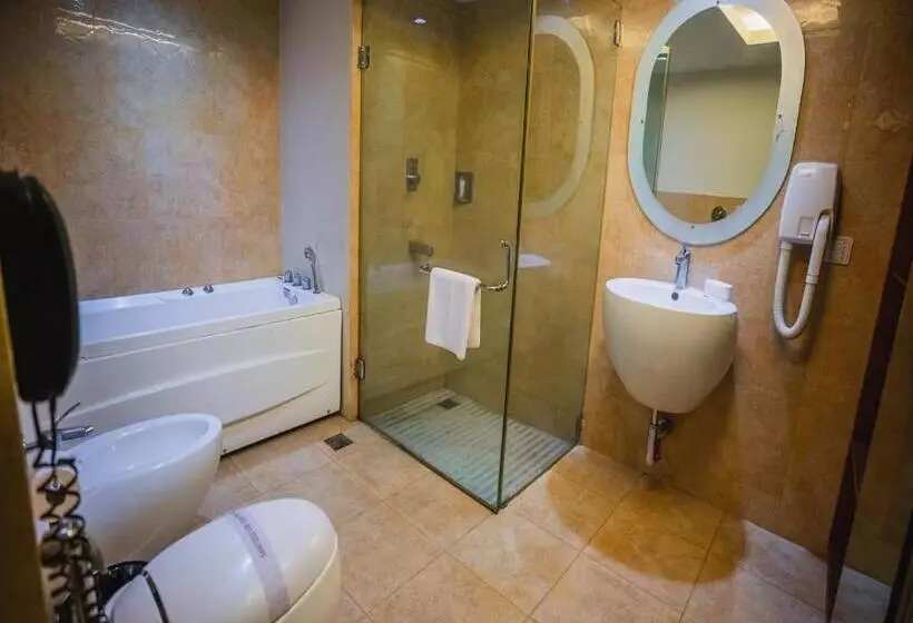 スイート, Barsana Hotel & Resort Siliguri
