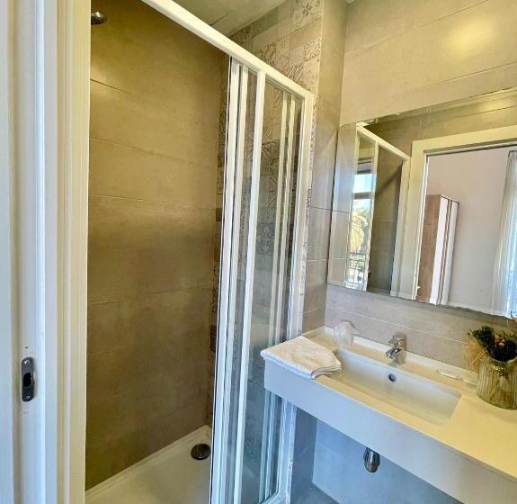 اتاق عادی, Balcón Al Mar