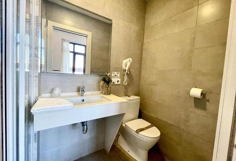 اتاق عادی, Balcón Al Mar