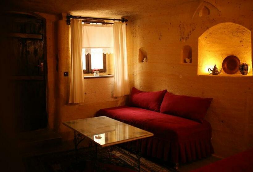 家庭套房, Antik Cave House